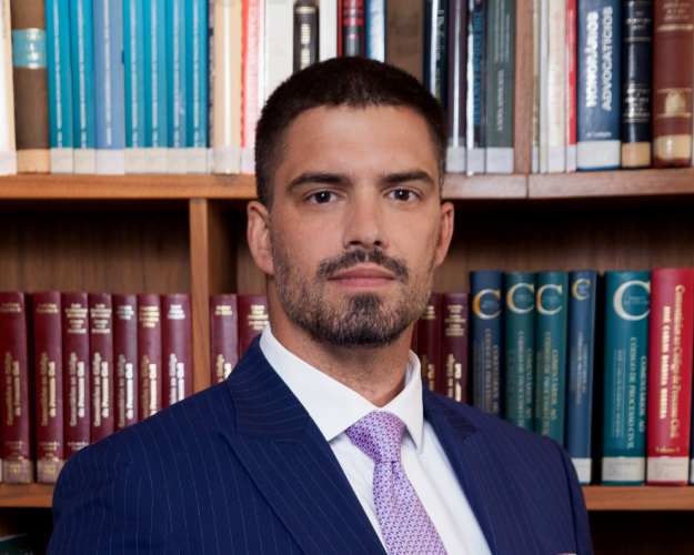 Bernardo Vieira Klüppel Carrara